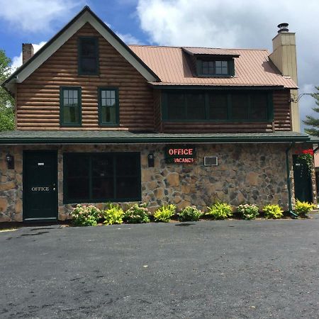 Pine Knoll Hotel Lakeside Lodge & Cabin Old Forge Exteriör bild