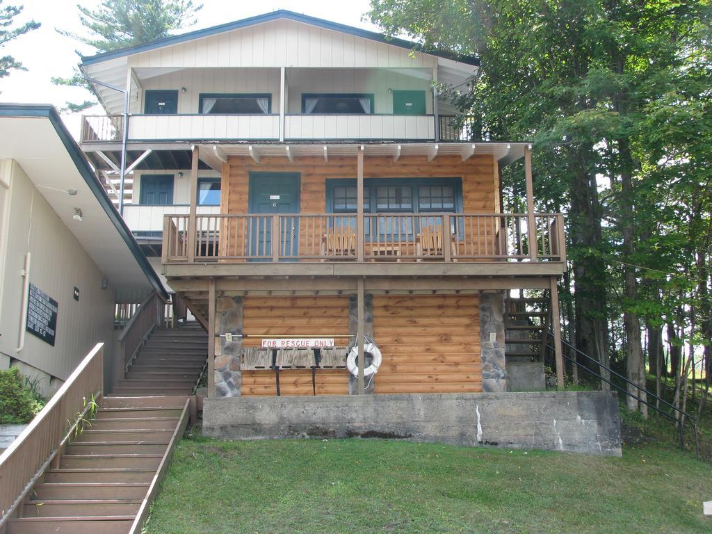 Pine Knoll Hotel Lakeside Lodge & Cabin Old Forge Exteriör bild