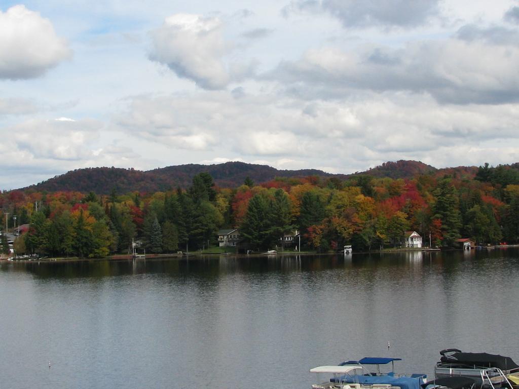 Pine Knoll Hotel Lakeside Lodge & Cabin Old Forge Rum bild