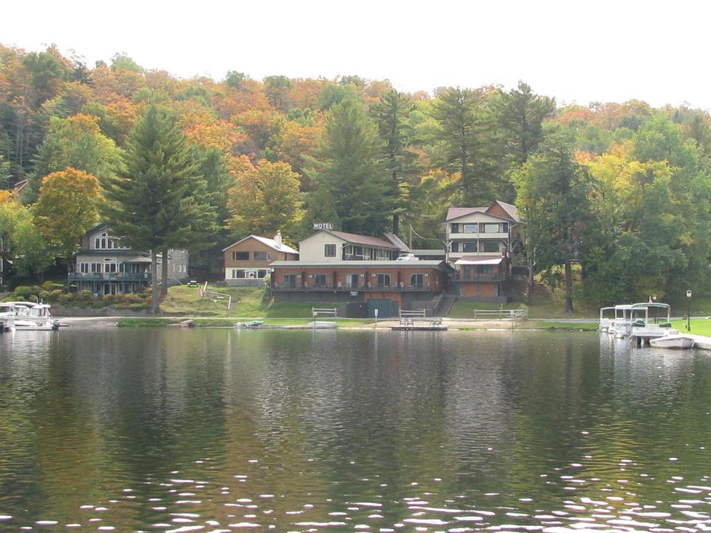 Pine Knoll Hotel Lakeside Lodge & Cabin Old Forge Rum bild