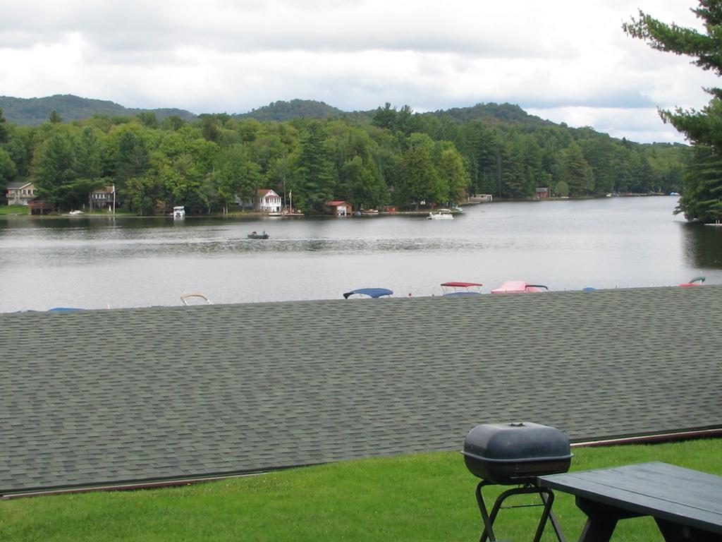 Pine Knoll Hotel Lakeside Lodge & Cabin Old Forge Rum bild