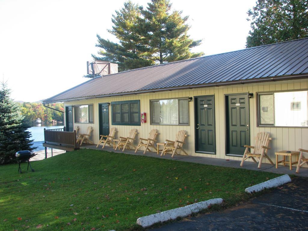 Pine Knoll Hotel Lakeside Lodge & Cabin Old Forge Rum bild