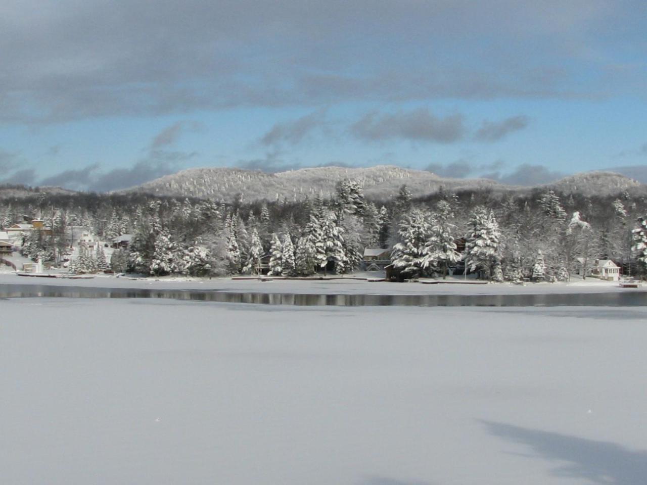 Pine Knoll Hotel Lakeside Lodge & Cabin Old Forge Exteriör bild