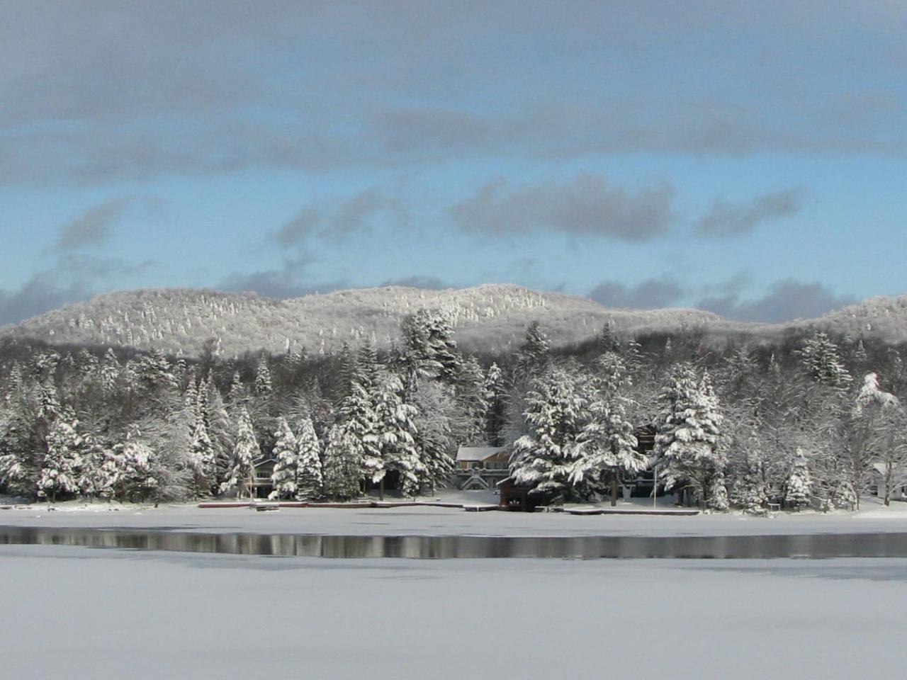 Pine Knoll Hotel Lakeside Lodge & Cabin Old Forge Exteriör bild